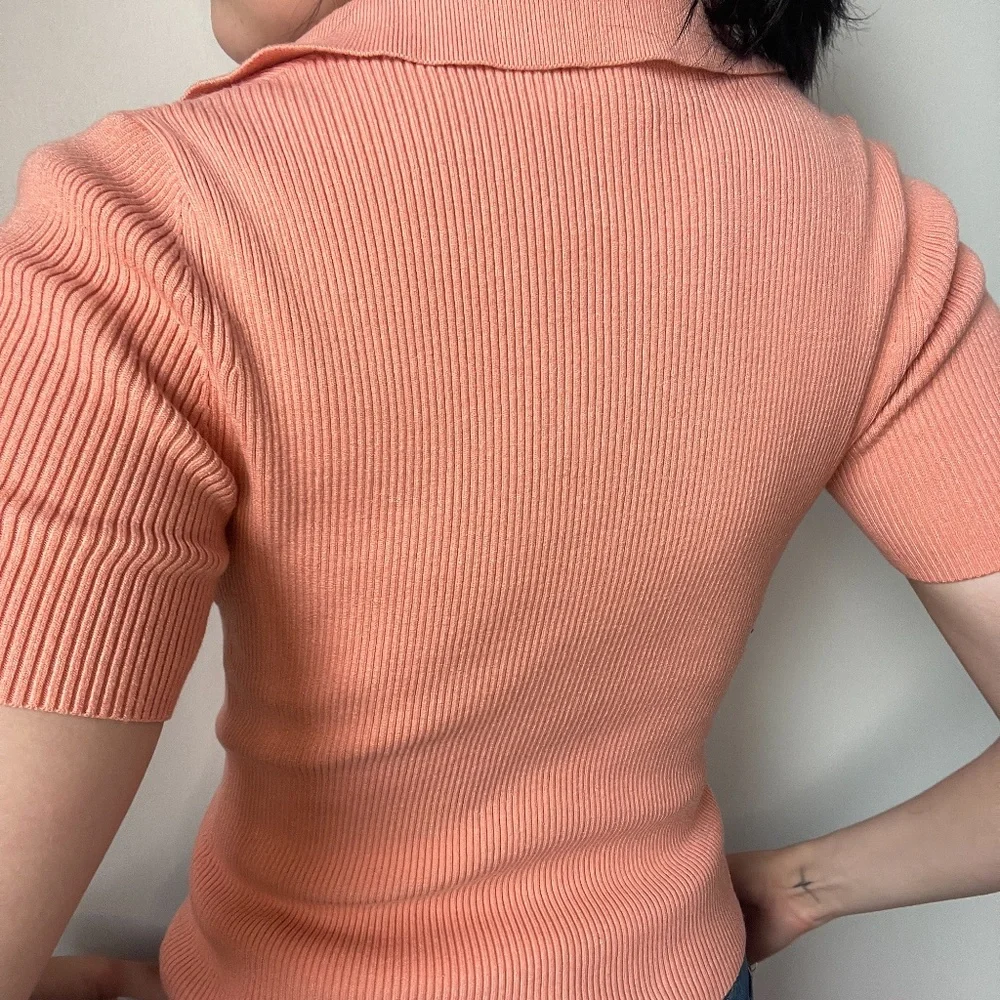 Intermix Small Top - Picture 4 of 6